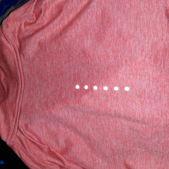 Dri-Fit Running Element Half Zip Top - Picture 9 of 10